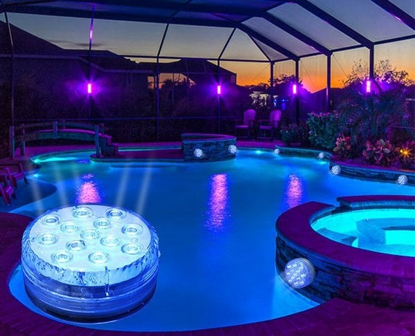 Wasserdichtes LED-Licht mit Magnetabsaugung und Fernbedienung