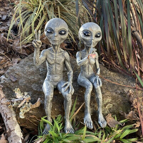【Letzter Tag 50 % Rabatt】Gartenstatue eines Außerirdischen aus dem Weltraum